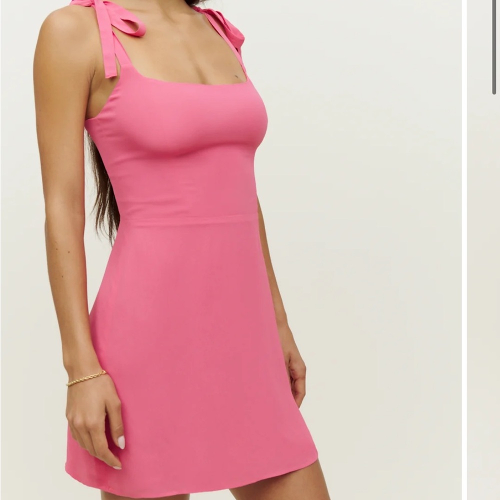 🌹 Reformation Annabell Dress